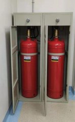 如何安装柜式七氟丙烷灭火装置？